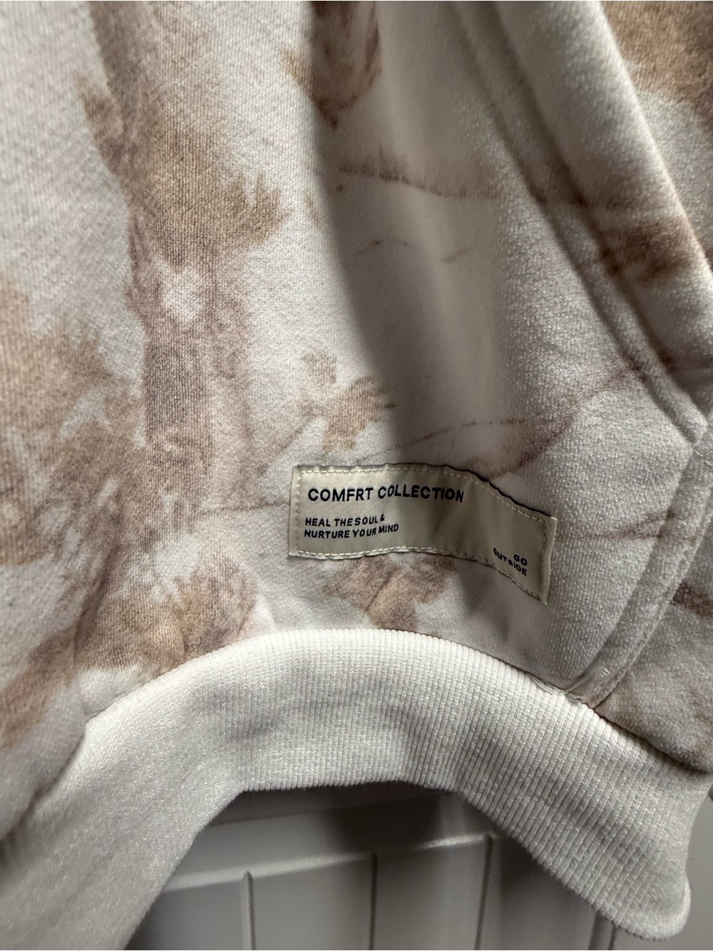 Comfrt camo Hoodie Sweatshirt - Picture 2 of 6
